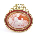 Joan Rivers Collectible - Large Goldtone Cameo Brooch